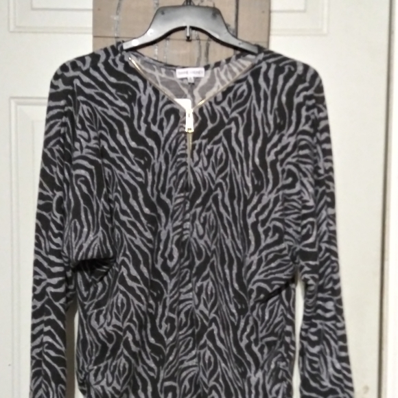 Sweater blouse - Picture 1 of 6